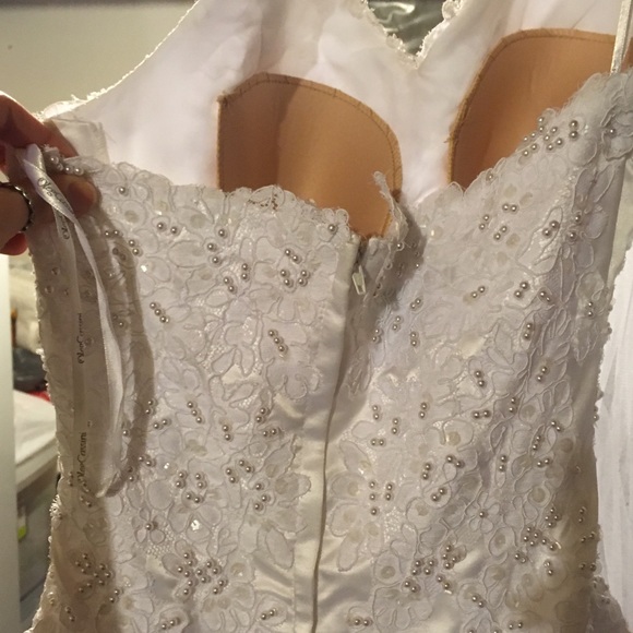 David’s bridal halter dress - Picture 4 of 5